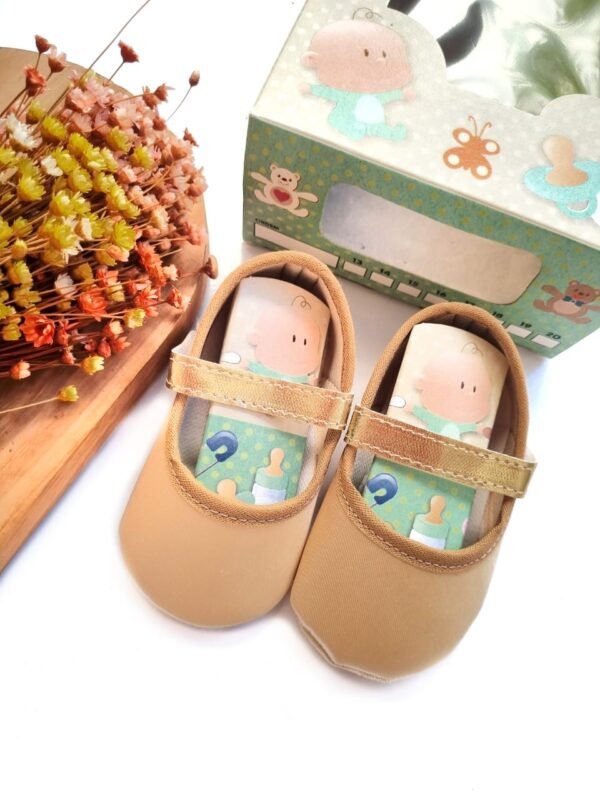 SAPATINHO BABY Nº 15 DOURADO