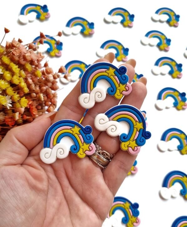ARCO-ÍRIS COM ESTRELAS AMARELAS EMBORRACHADO 4CM C/ 2 UND
