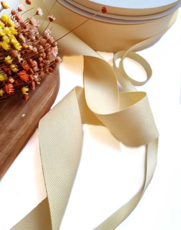 FITA GORGURÃO TWILL CREME (COR 824) - METRO