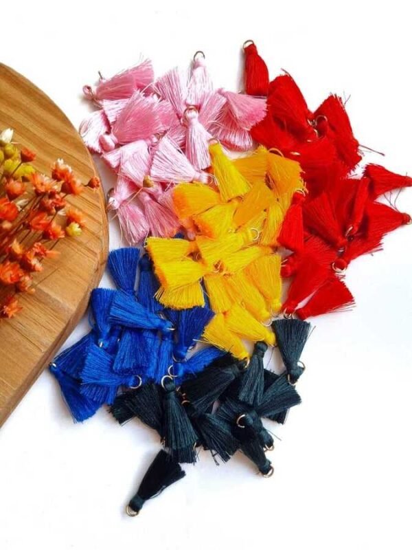 PINGENTE POMPOM TASSEL 25MM EM POLIÉSTER UND