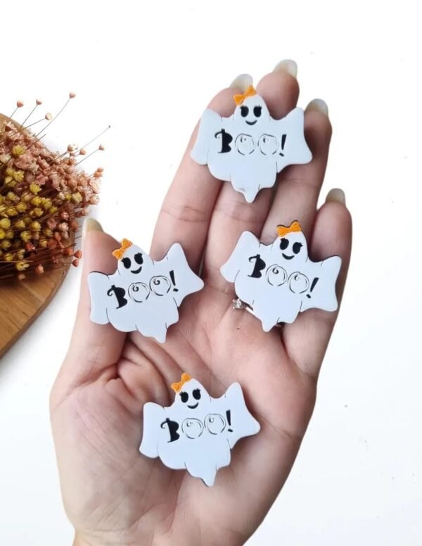 APLIQUE EM ACRÍLICO FANTASMINHA BOO! 3,5X3,8CM UND