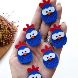 GALINHA PINTADINHA EM ACRÍLICO AZUL 4CM