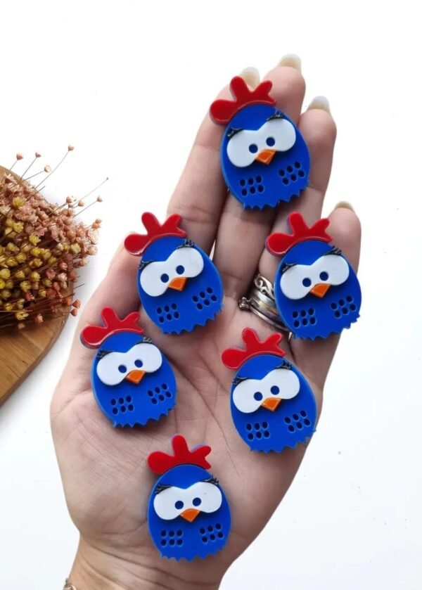 GALINHA PINTADINHA EM ACRÍLICO AZUL 4CM