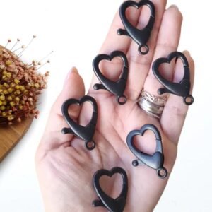 FECHO LAGOSTA CORAÇÃO PRETO 2,5X3,5CM C/ 2 UND