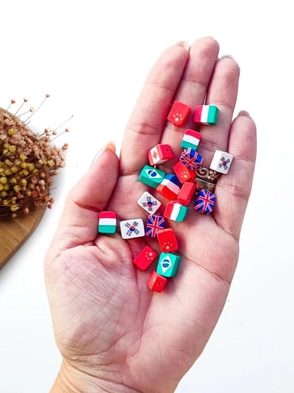 ENTREMEIO EM FIMO BANDEIRAS NACIONAIS 7X10MM PCT C/ 20 UND