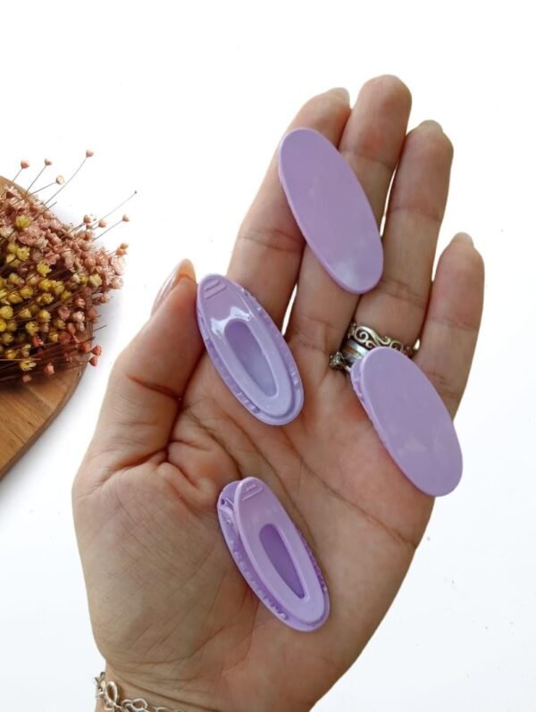 BROXE EM ACRÍLICO LILAS 4CM C/ 2 UND