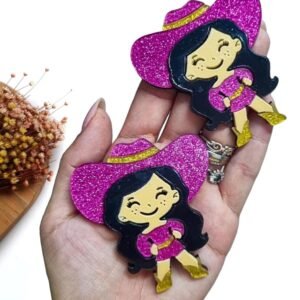 MENINA BOIADEIRA EM ACRÍLICO CHAPÉU PINK 7CM UND