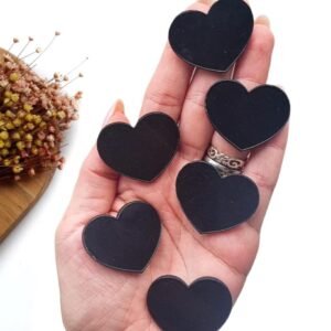 CORAÇÃO EM ACRÍLICO LEITOSO PRETO 3,5CM UND