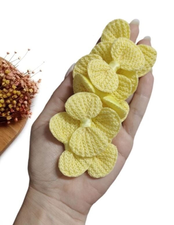 APLIQUE LACINHO EM CROCHÊ 5CM AMARELO C/ 4 UND