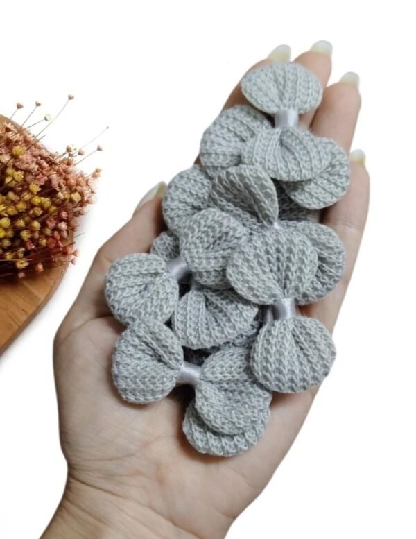 APLIQUE LACINHO EM CROCHÊ 5CM CINZA C/ 4 UND