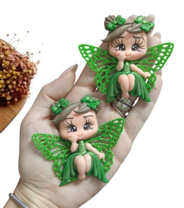 APLIQUE EM BISCUIT FADINHA LAÇOS & VESTIDO VERDE 7CM UND