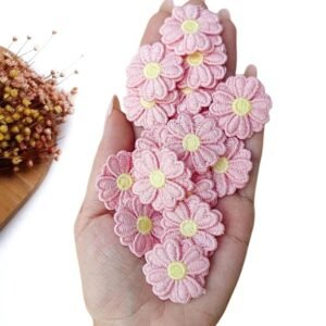APLIQUE FLOR DUPLA BORDADA ROSA E MIOLO AMARELO 3CM C/ 2 UND