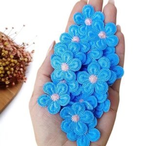APLIQUE FLOR BORDADA AZUL E MIOLO ROSA 3CM C/ 2 UND