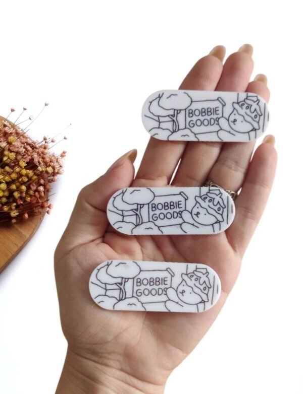 HAIR CLIPS EM ACRÍLICO BOBBIE GOODS P&B 6CM CACHORRINHO & QUADRO UND