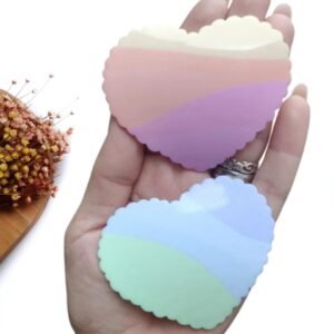 APLIQUE EM ACRÍLICO CURVADO CORAÇÃO SUBLIMATICO CANDY UND