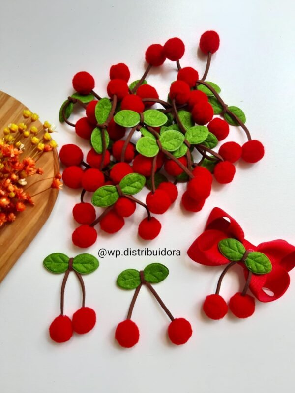 POMPOM CEREJA EM POLIÉSTER 2CM VERMELHA UND