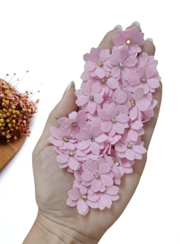 APLIQUE FLOR EM TECIDO LINHO 2,5 CM ROSA BEBÊ C/ 2 UND