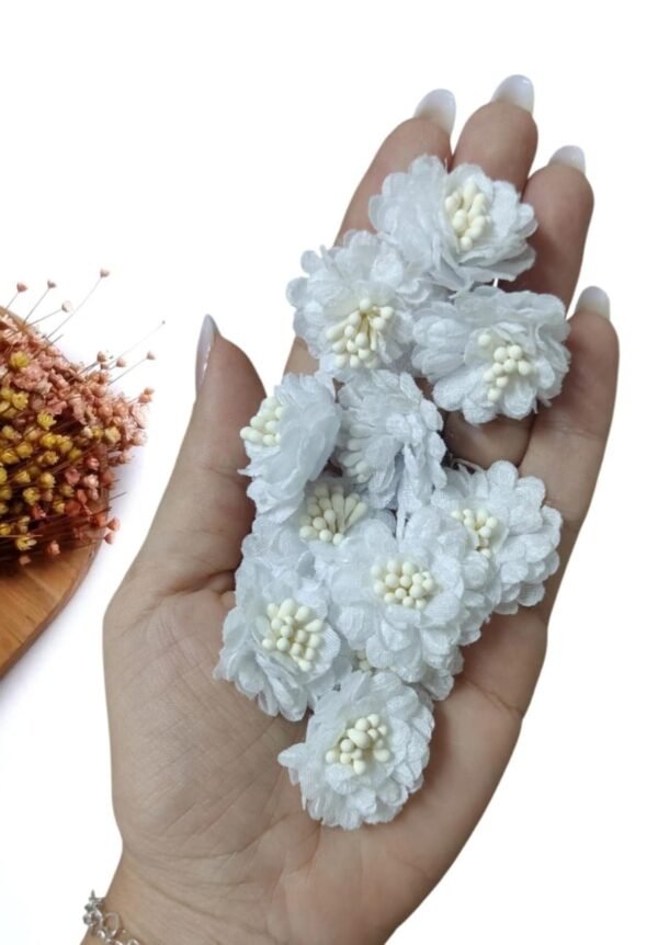 APLIQUE FLOR EM TECIDO RENDADO 3 CM BRANCO C/ 2 UND