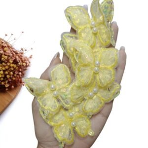 APLIQUE BORBOLETA EM TECIDO DUPLA PAETE BORDADA AMARELO 5CM UND