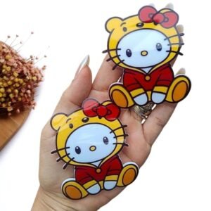 APLIQUE EM ACRÍLICO SUBLIMATICO HELLO KITTY URSINHO 3,5 CM UND