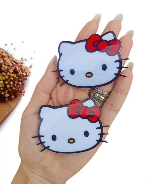 APLIQUE EM ACRÍLICO SUBLIMATICO ROSTO HELLO KITTY 4 CM UND