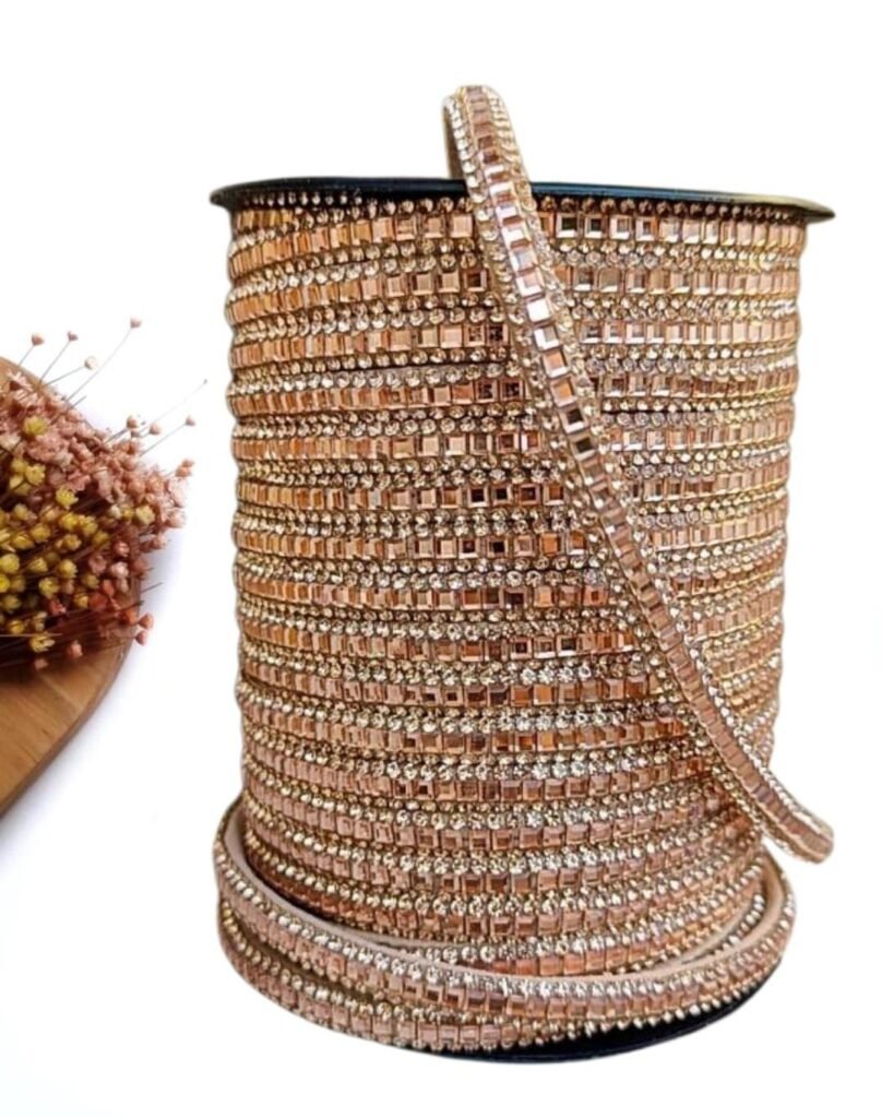 MEIA CANA DE STRASS C/ QUADRADOS 6MM GOLD - METRO