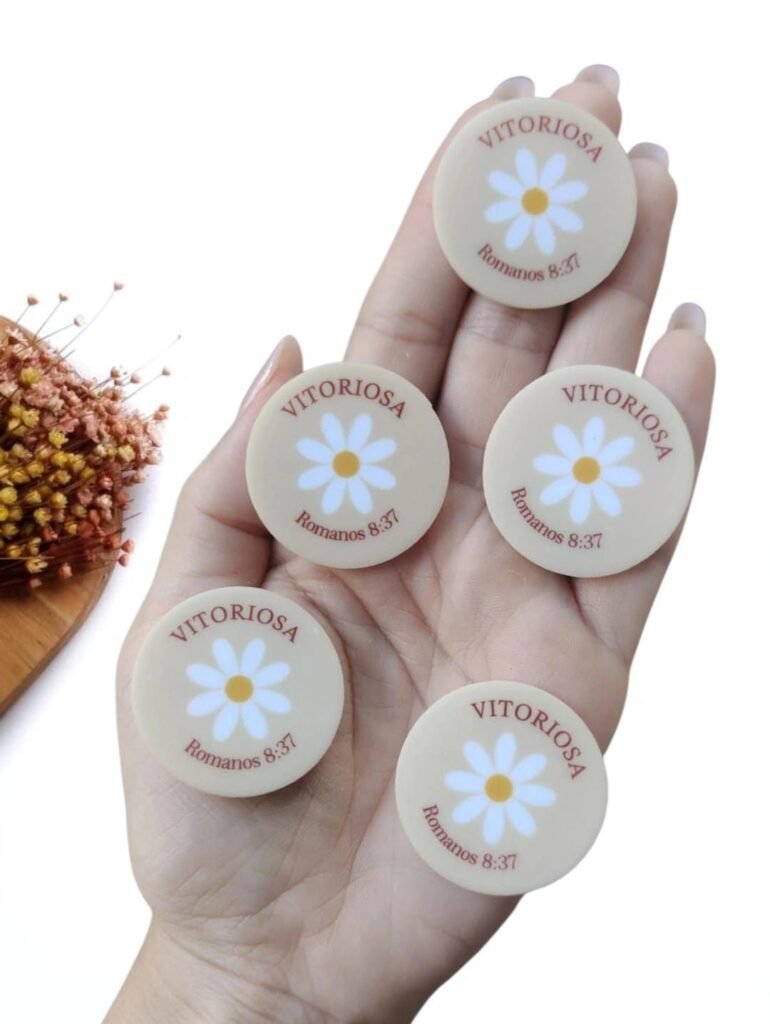 APLIQUE EM ACRÍLICO FLOR DA PROMESSA 3,5 CM UND - VITORIOSA