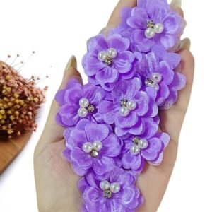 APLIQUE FLOR IMPORTADA DE CETIM COM VOAL LILAS 3,5CM UND