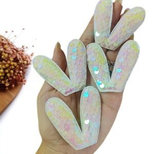 APLIQUE ORELHA DE COELHO PAETÊ 5,5CM BRANCA PCT C/ 2 UND