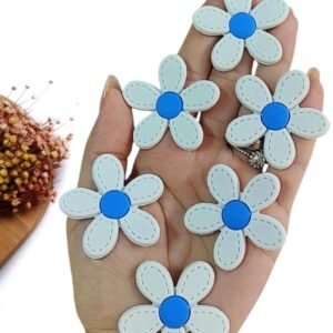 FLOR PESPONTADA EMBORRACHADA 5 PÉTALAS  BRANCA 4CM C/ 2 UND