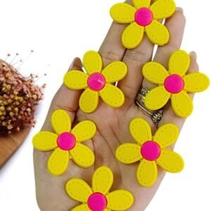 FLOR PESPONTADA EMBORRACHADA 5 PÉTALAS AMARELA 4CM C/ 2 UND