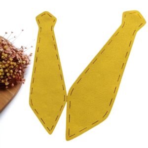 GRAVATA EM FELTRO AMARELO UND
