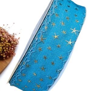 FITA JEANS AZUL CLARO C/ ESTRELAS EM ALTO RELEVO E BORDA DE CROCÊ - METRO