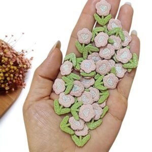 APLIQUE FLOR DE TECIDO ROSE E BOTÃO CORAÇÃO PRATA 2,2CM C/ 2 UND