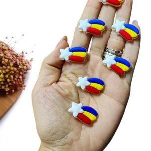 APLIQUE EMBORRACHADO ESTRELA CADENTE NO ESPAÇO AZUL 2,5 CM C/ 2 UND